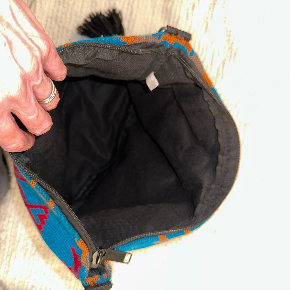Southwestern Woven El Paso Saddle Bag W/ Tassels Never Worn View 3